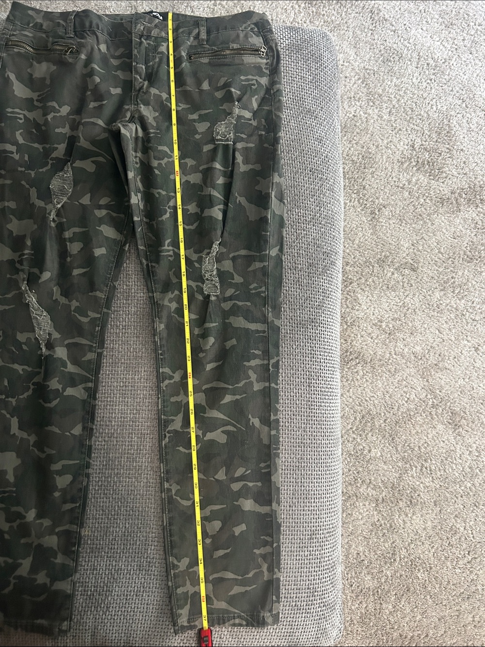 Hollywood Camo Distressed Cargo Pants | Women’s | Streetwear | Y2K Green - Picture 8 of 12